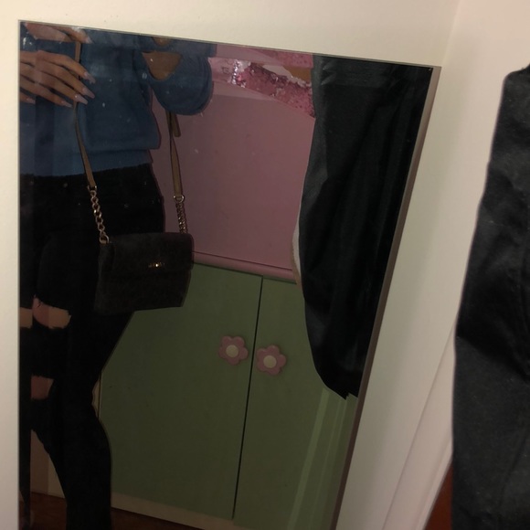 crossbody purse - Picture 2 of 2